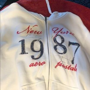 White Aeropostale sweatshirt